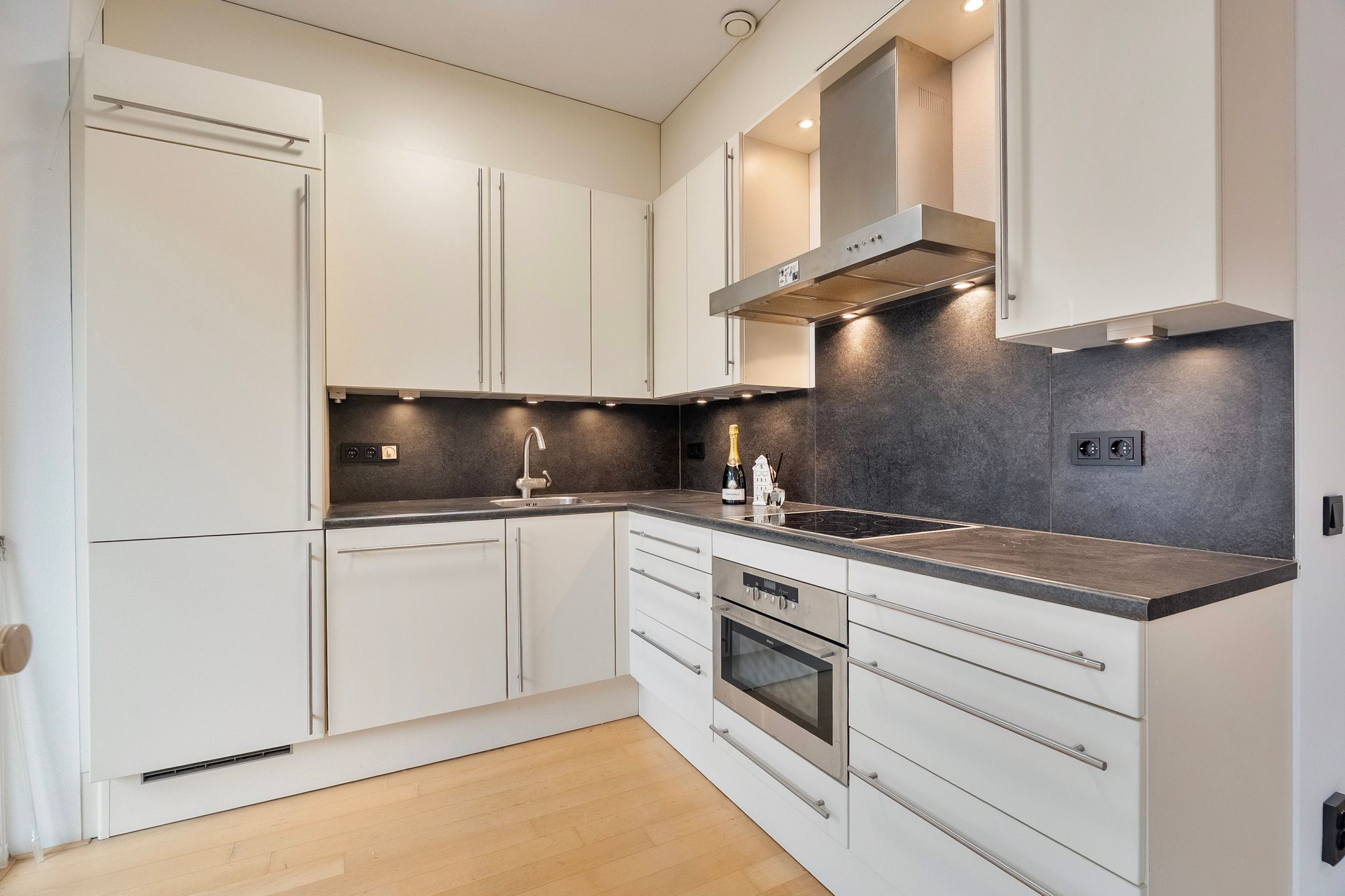 Photo 6 of Oostzeedijk 66-B