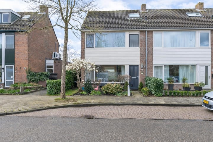 Photo 2 of Gozewijnstraat 24