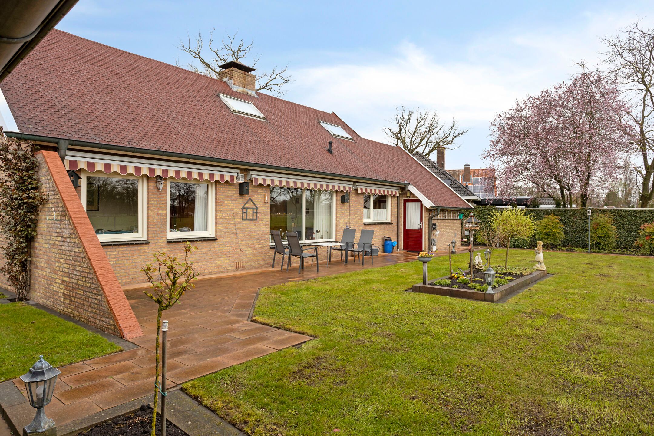 Detached Bungalow with Spacious Garden at the Edge of Goor — 27