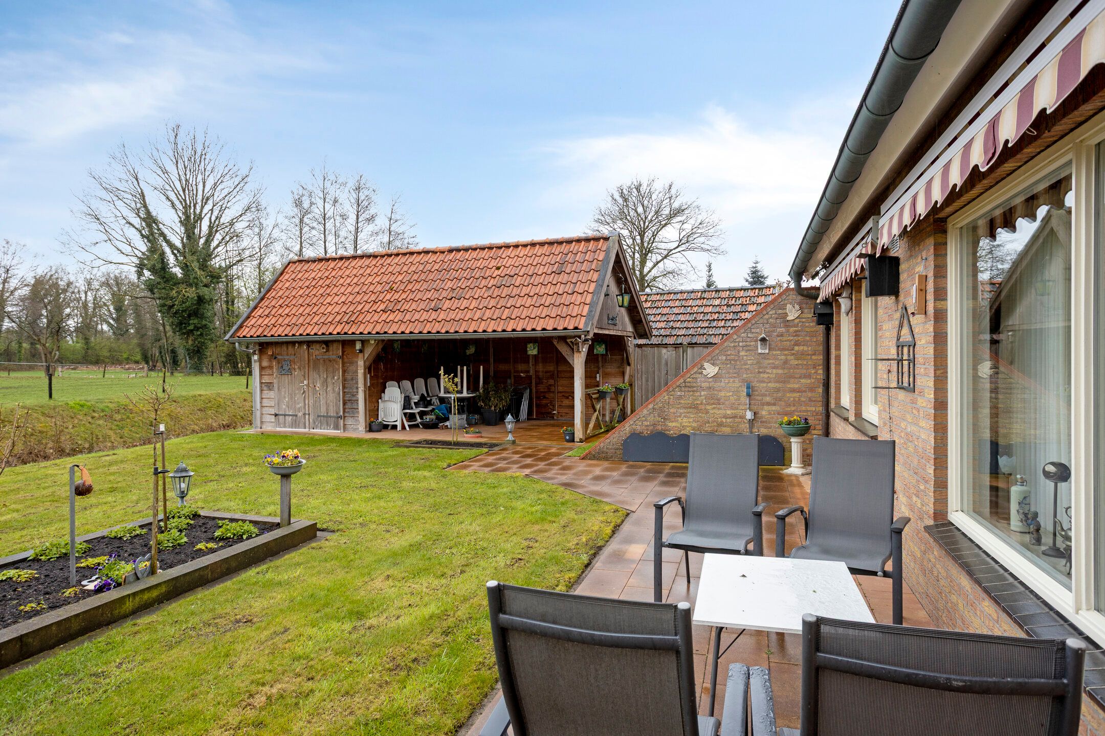 Detached Bungalow with Spacious Garden at the Edge of Goor — 30
