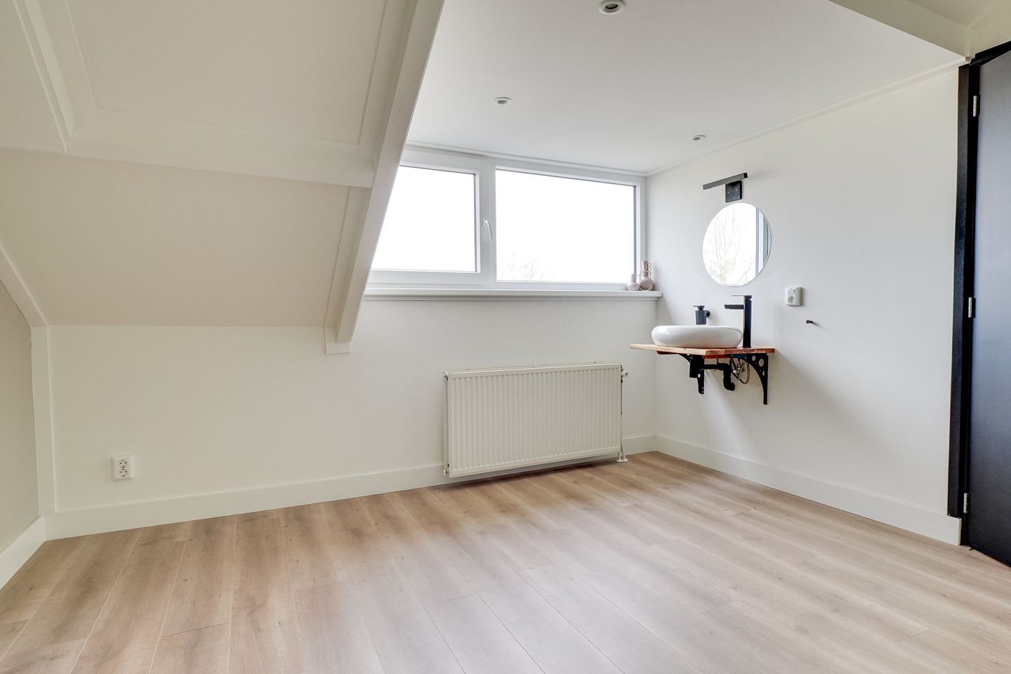 Photo 35 of Europasingel 7