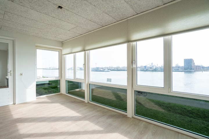 Photo 3 of Pontonniersweg 136