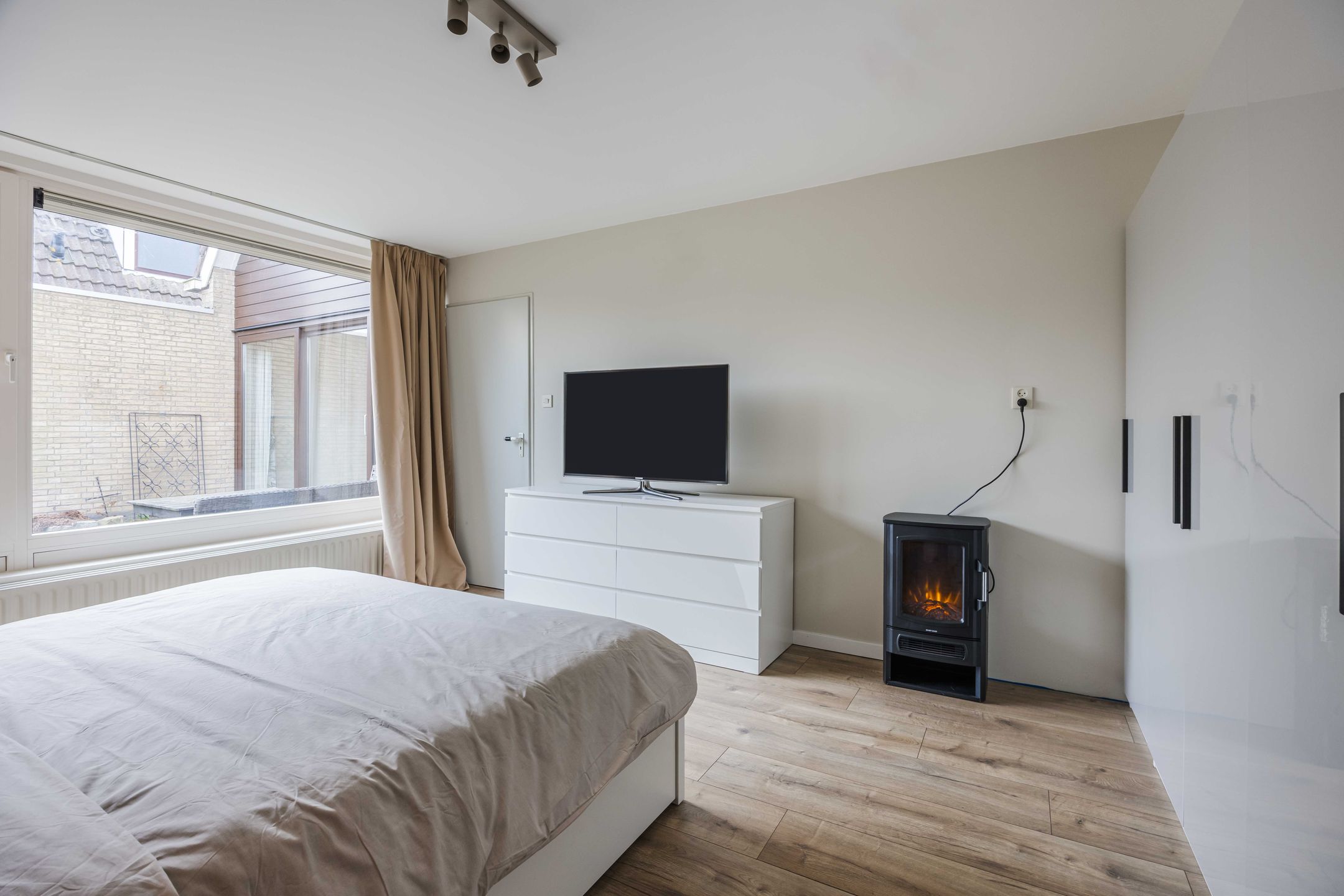 Foto 12 van Patiostraat 10