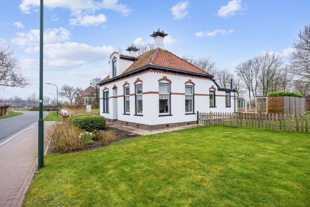 Vrijstaande gezinswoning met ruim perceel en panoramisch uitzicht nabij landgoed Verhildersum
