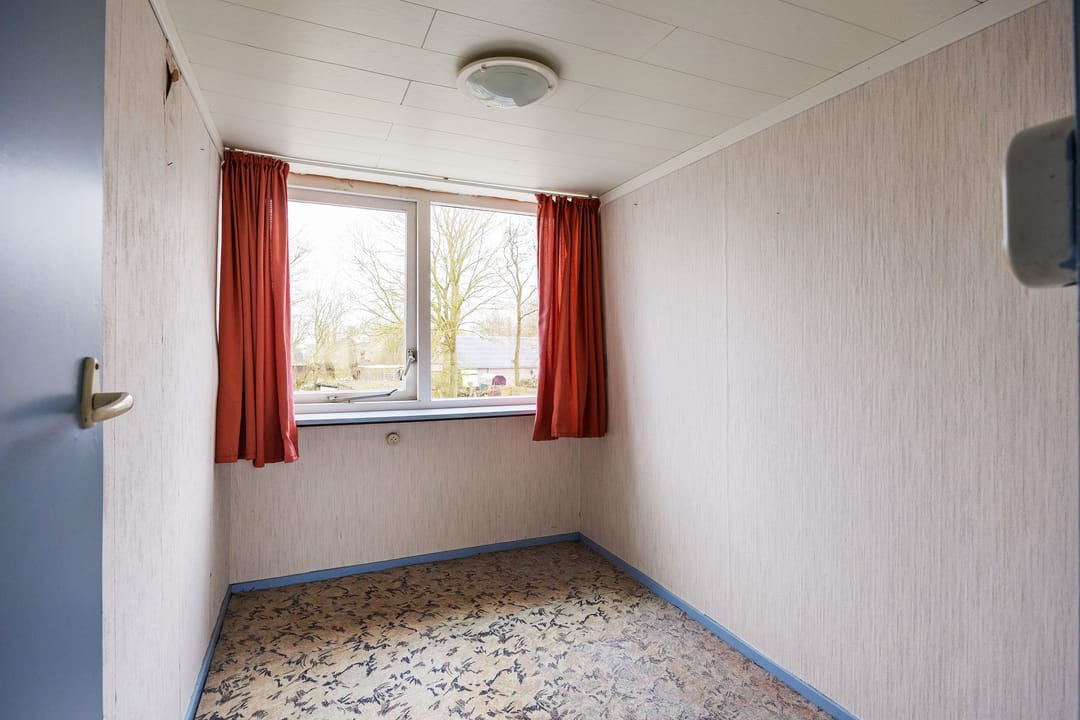 Detached family home with expansive plot and scenic views near estate Verhildersum — 24