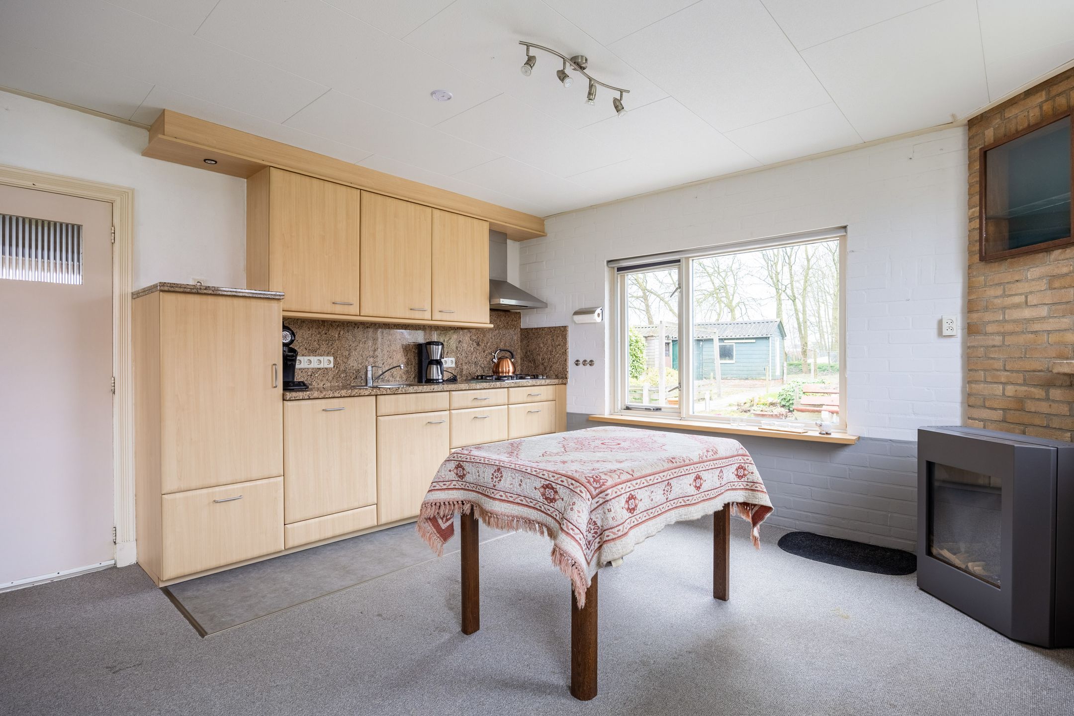 Detached family home with expansive plot and scenic views near estate Verhildersum — 12