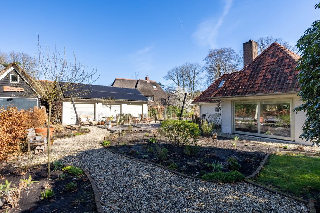 Foto 38 van Burg van Heemstralaan 14