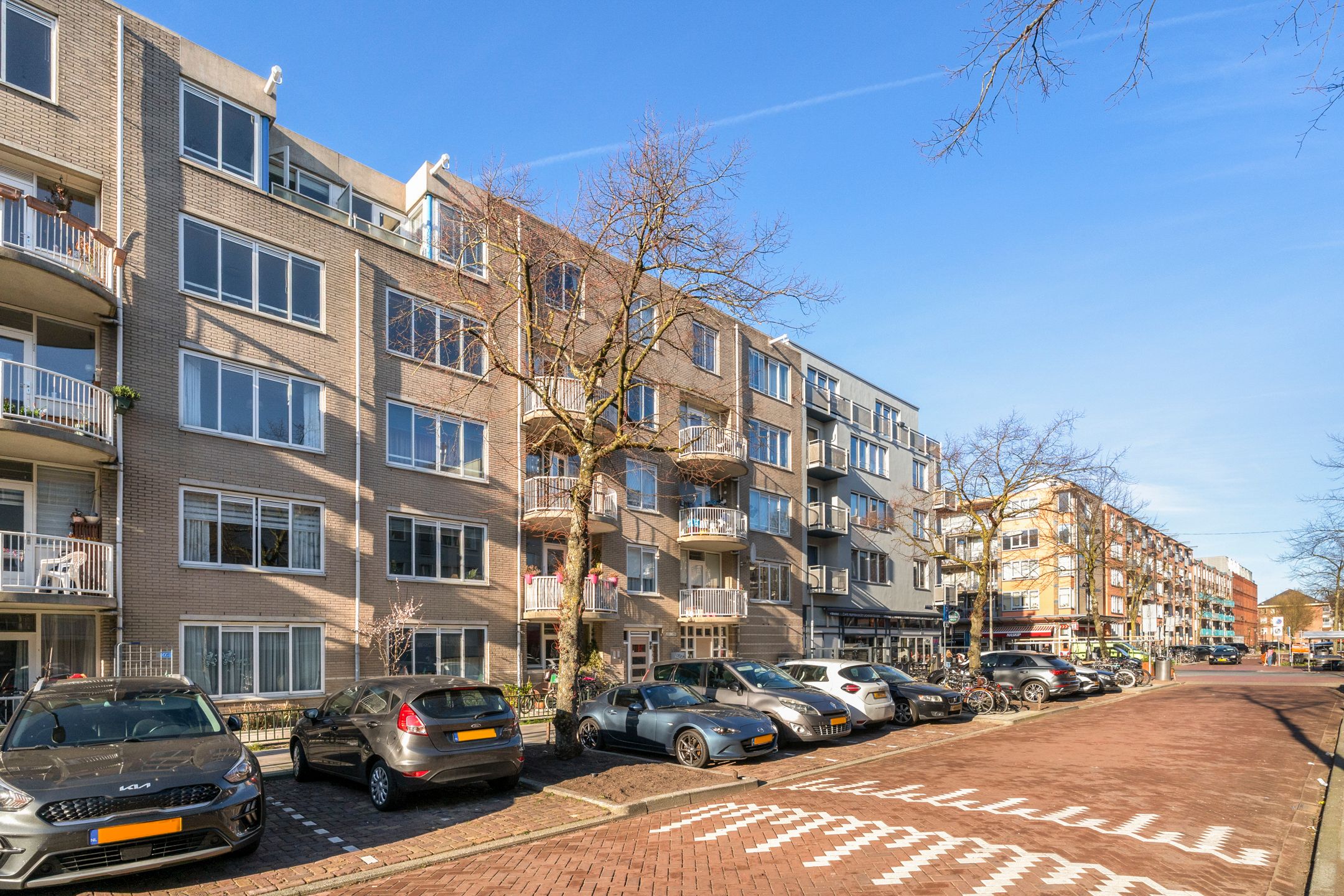 Photo 24 of Von Zesenstraat 249