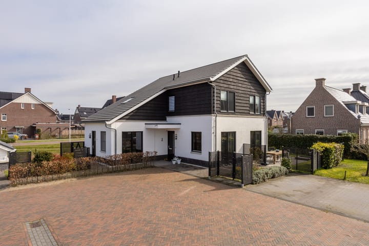 Foto 3 van Wilsonerf 3