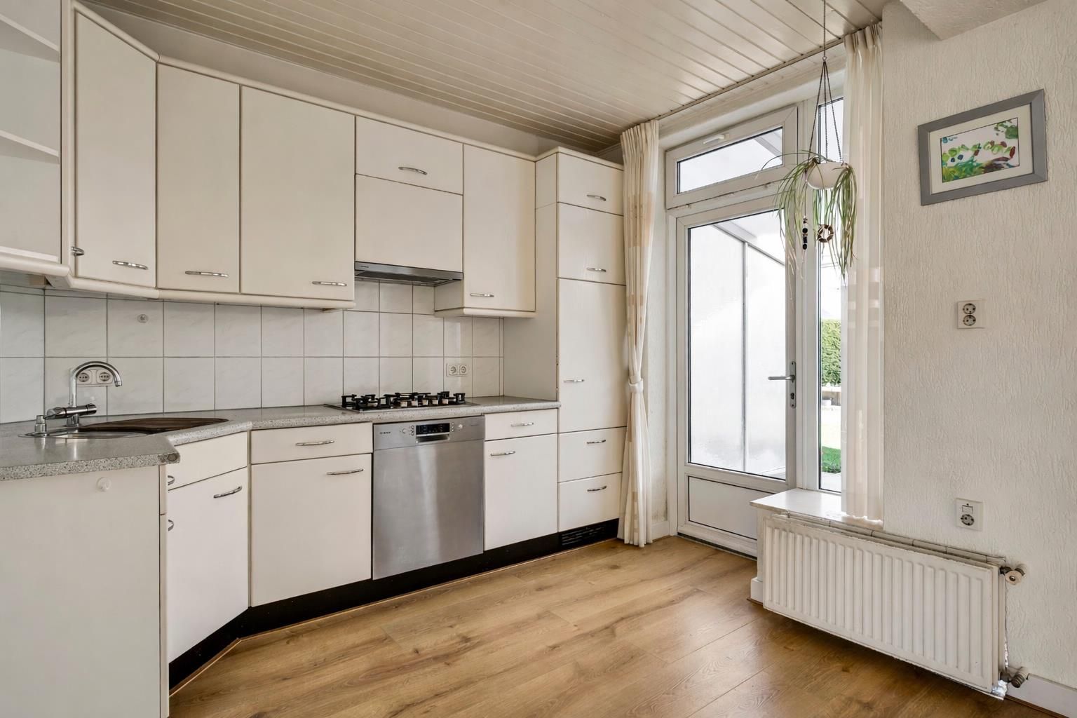 Photo 3 of Ligtenbergstraat 1