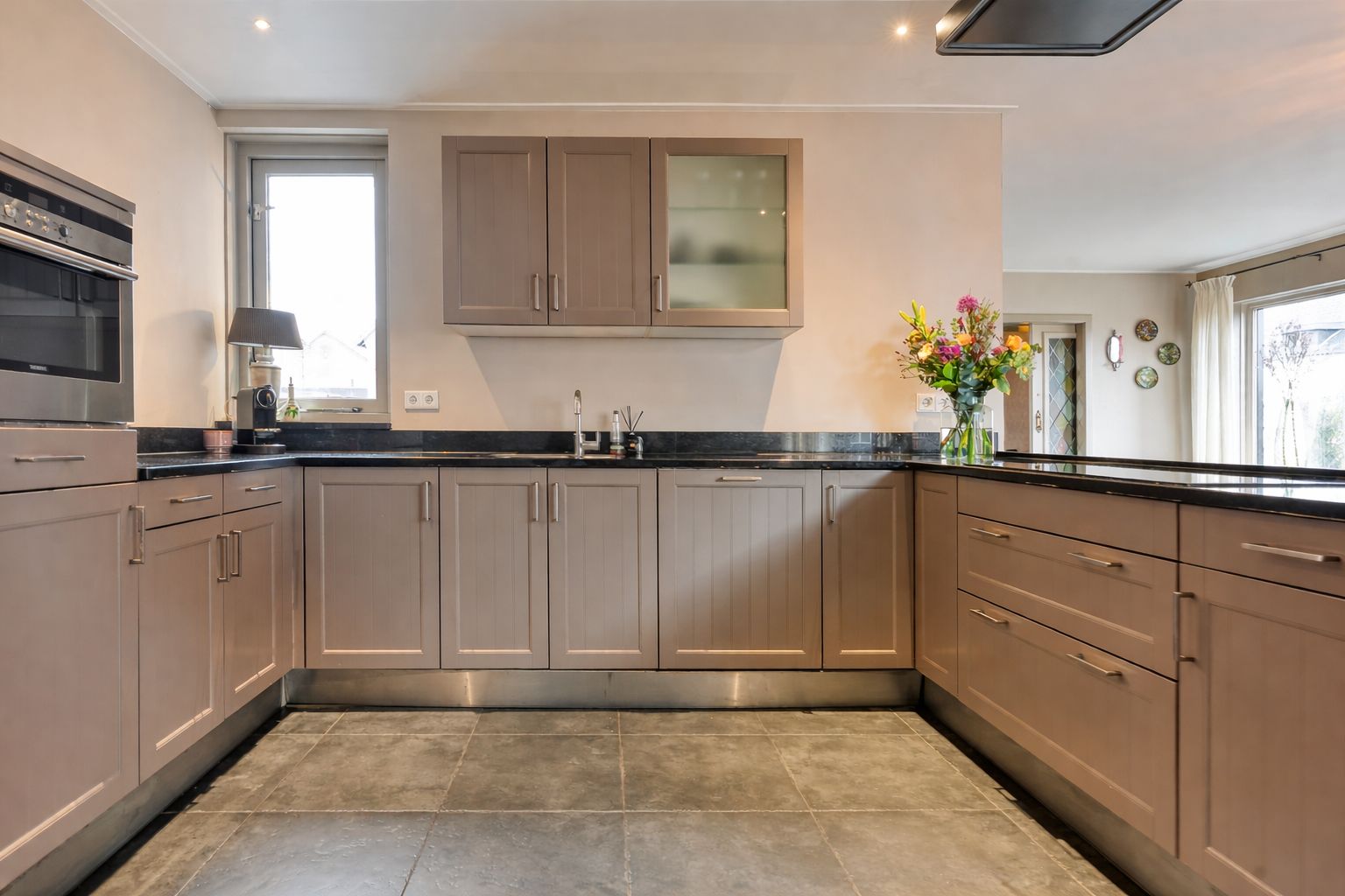 Foto 9 van Margrietstraat 6