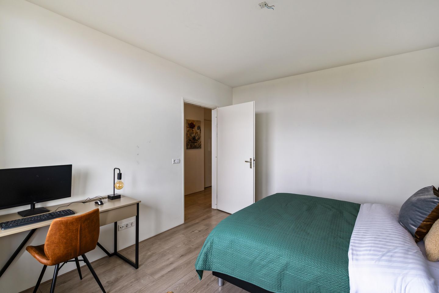 Foto 20 van Verlengde Hereweg 91-B