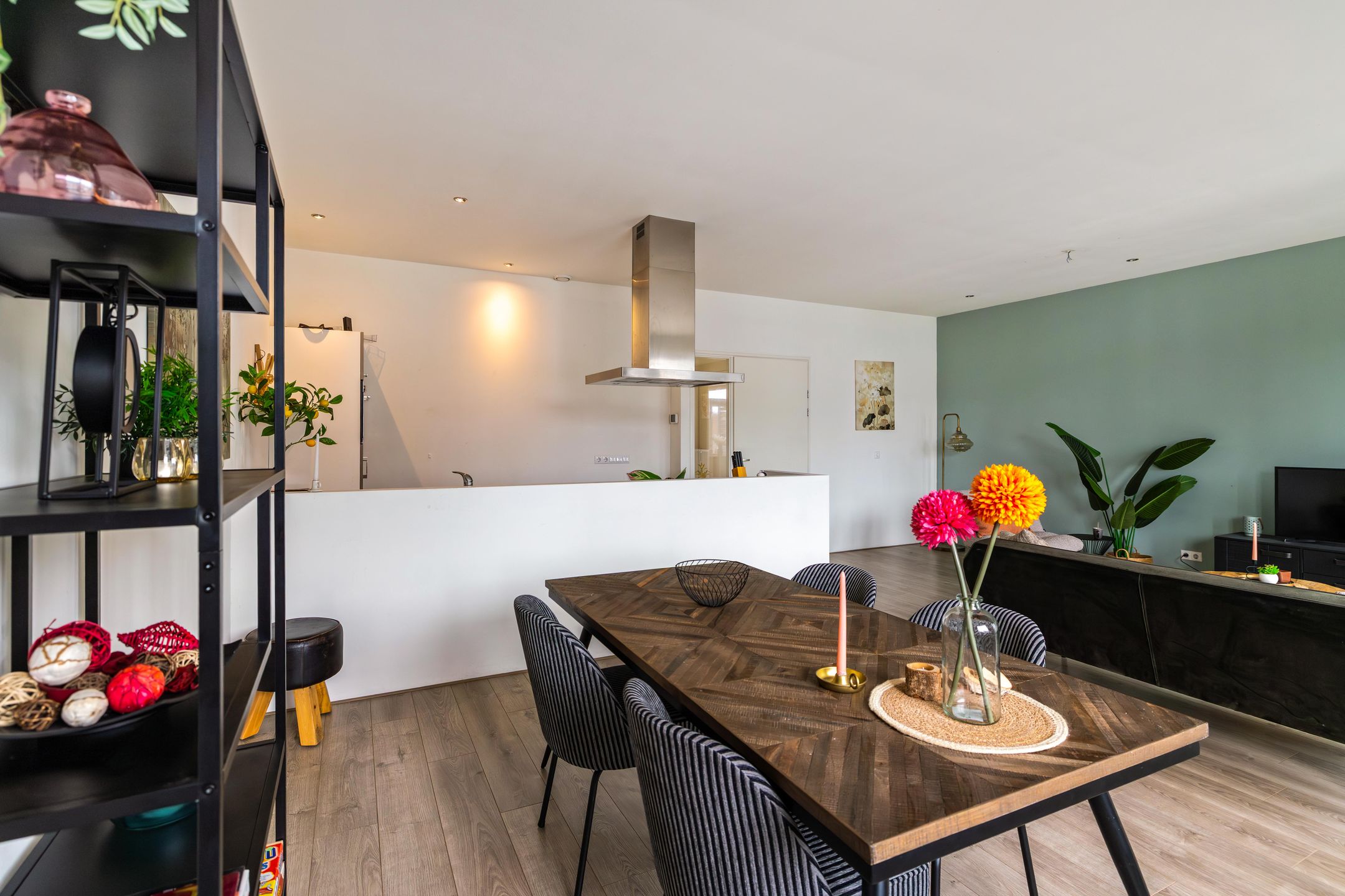 Foto 15 van Verlengde Hereweg 91-B