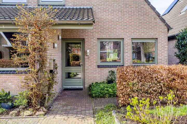 Foto 2 van Dennenlaan 5