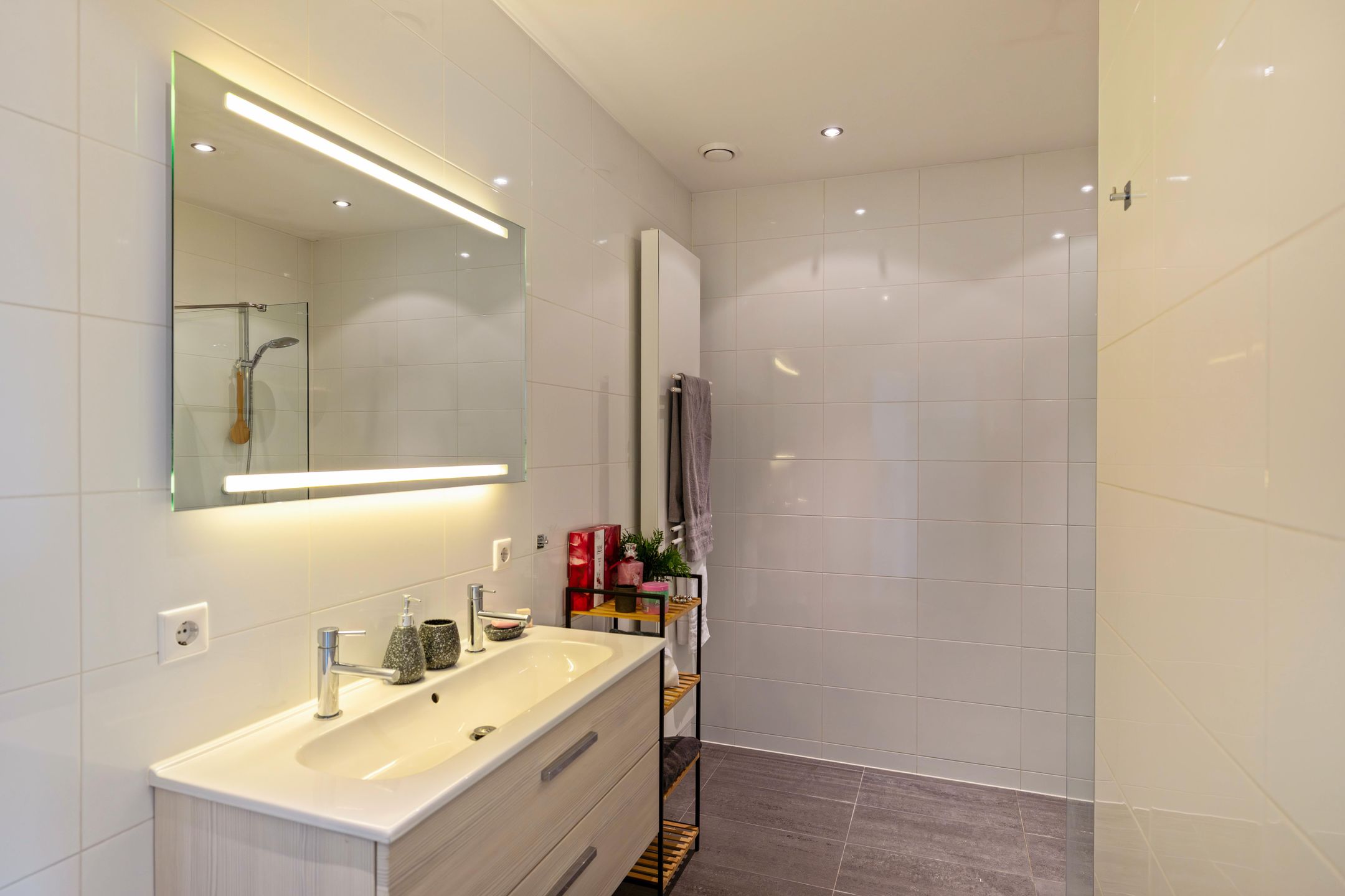 Foto 24 van Verlengde Hereweg 91-B