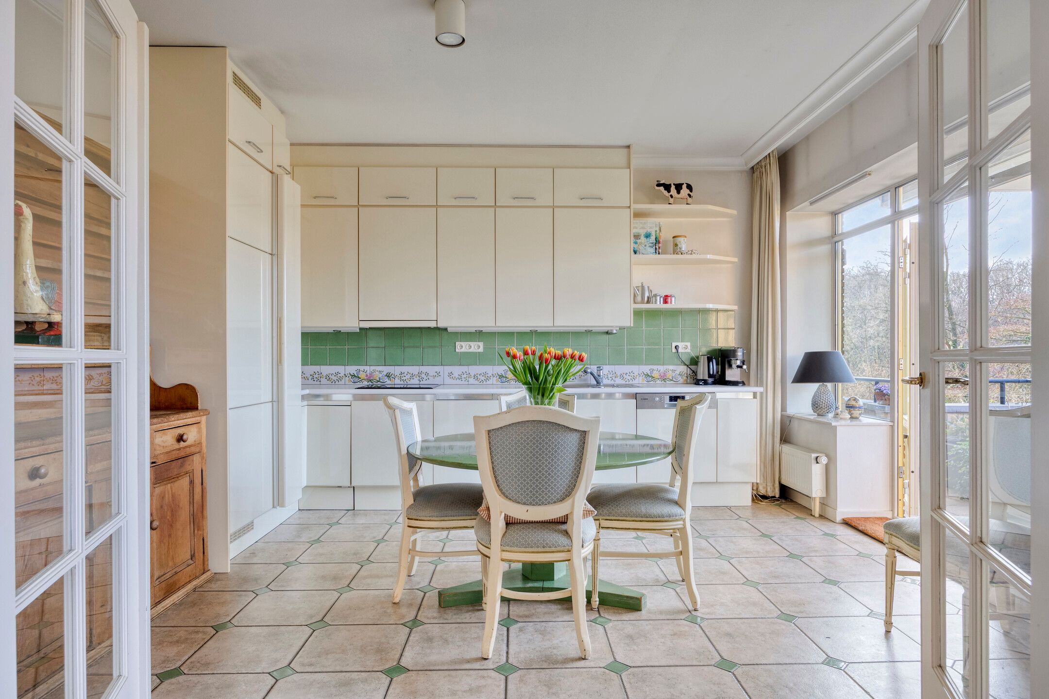 Spacious 241m² Apartment in Historic National Monument De Hogenhout — 39