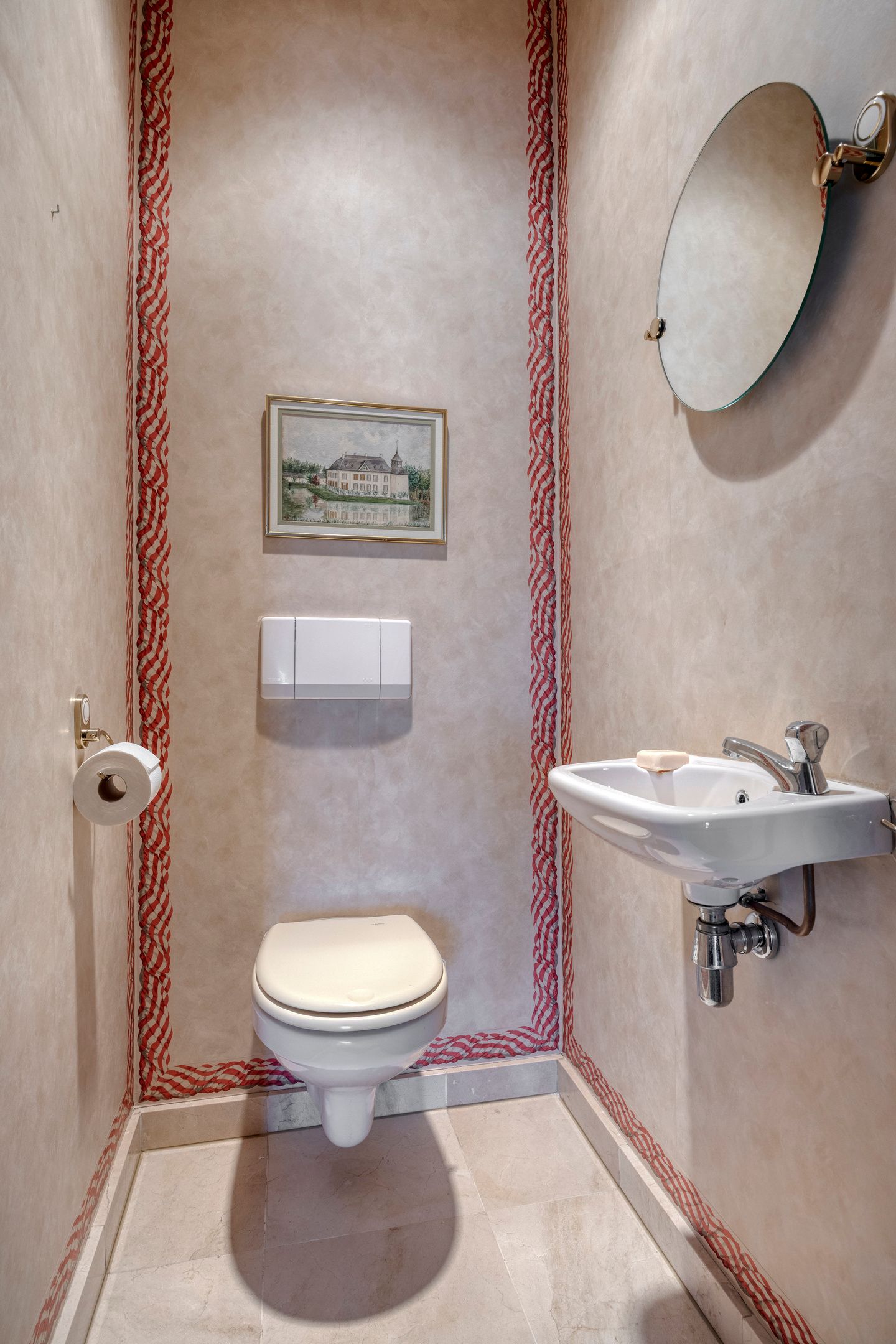Spacious 241m² Apartment in Historic National Monument De Hogenhout — 20