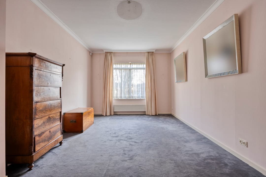 Spacious 241m² Apartment in Historic National Monument De Hogenhout — 47