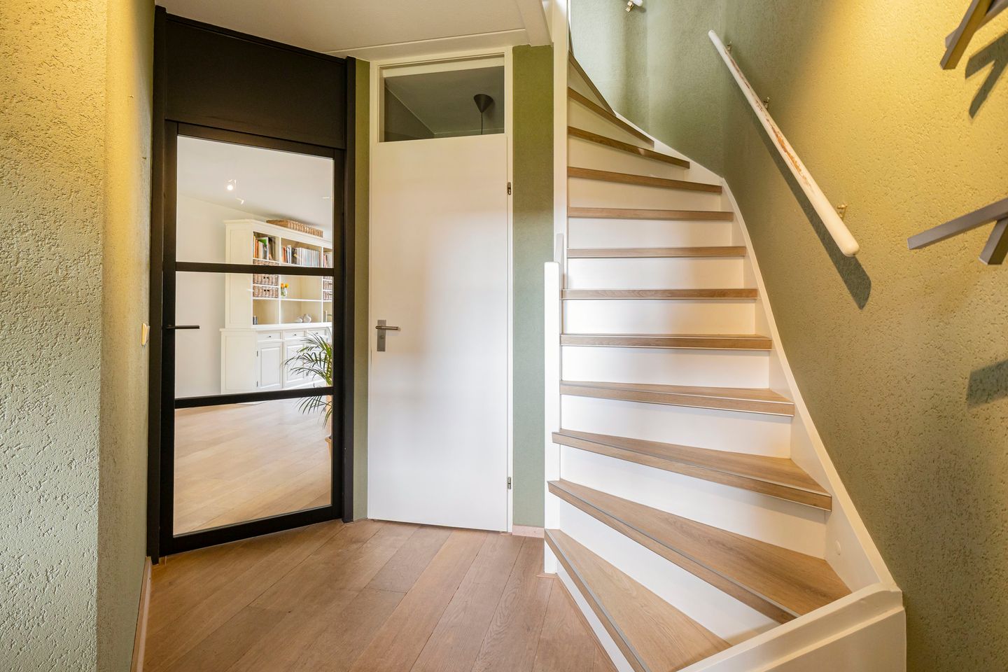 Spacious Family Home with Extension and Sunny Garden in Veenendaal-West — 19