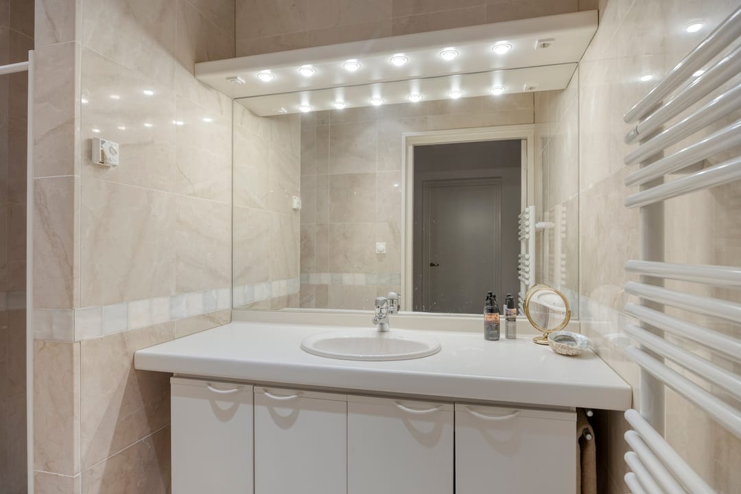 Spacious 241m² Apartment in Historic National Monument De Hogenhout — 60
