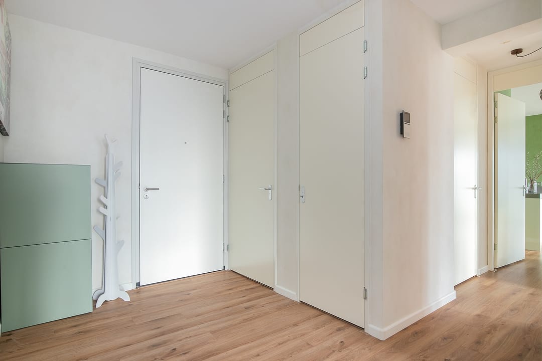 Photo 8 of Posthoornstraat 344