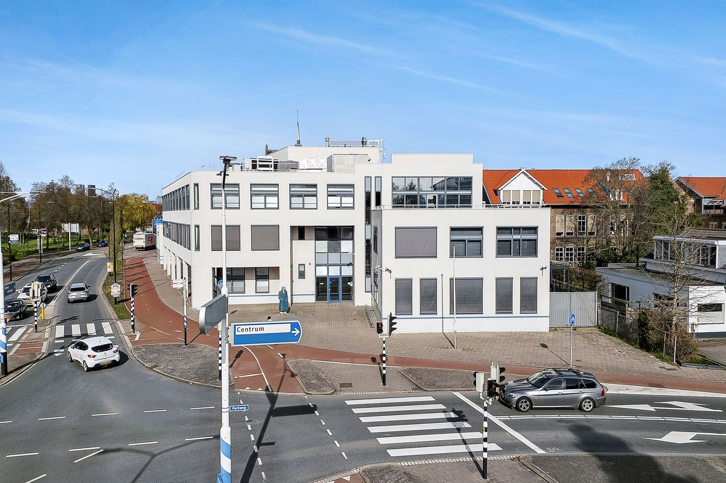 Bekijk foto 1 van Parkweg 1