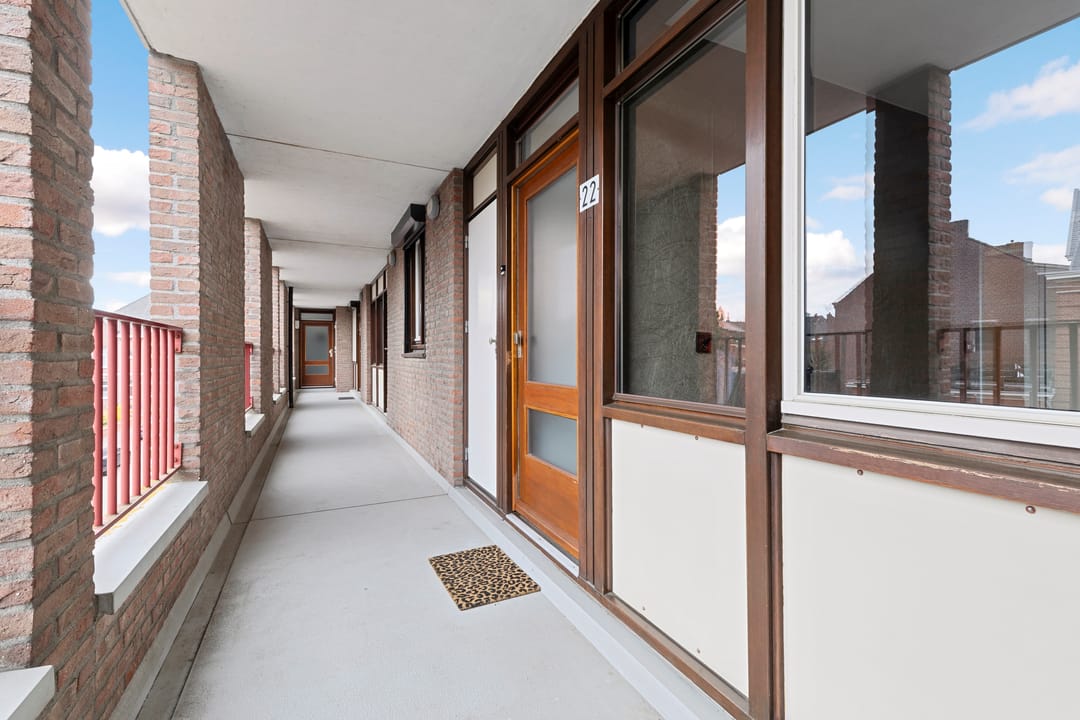 Well-maintained apartment with balcony and church view in Venlo center — 12