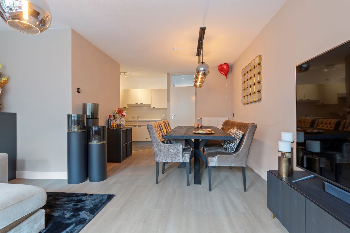 Well-maintained apartment with balcony and church view in Venlo center — 17