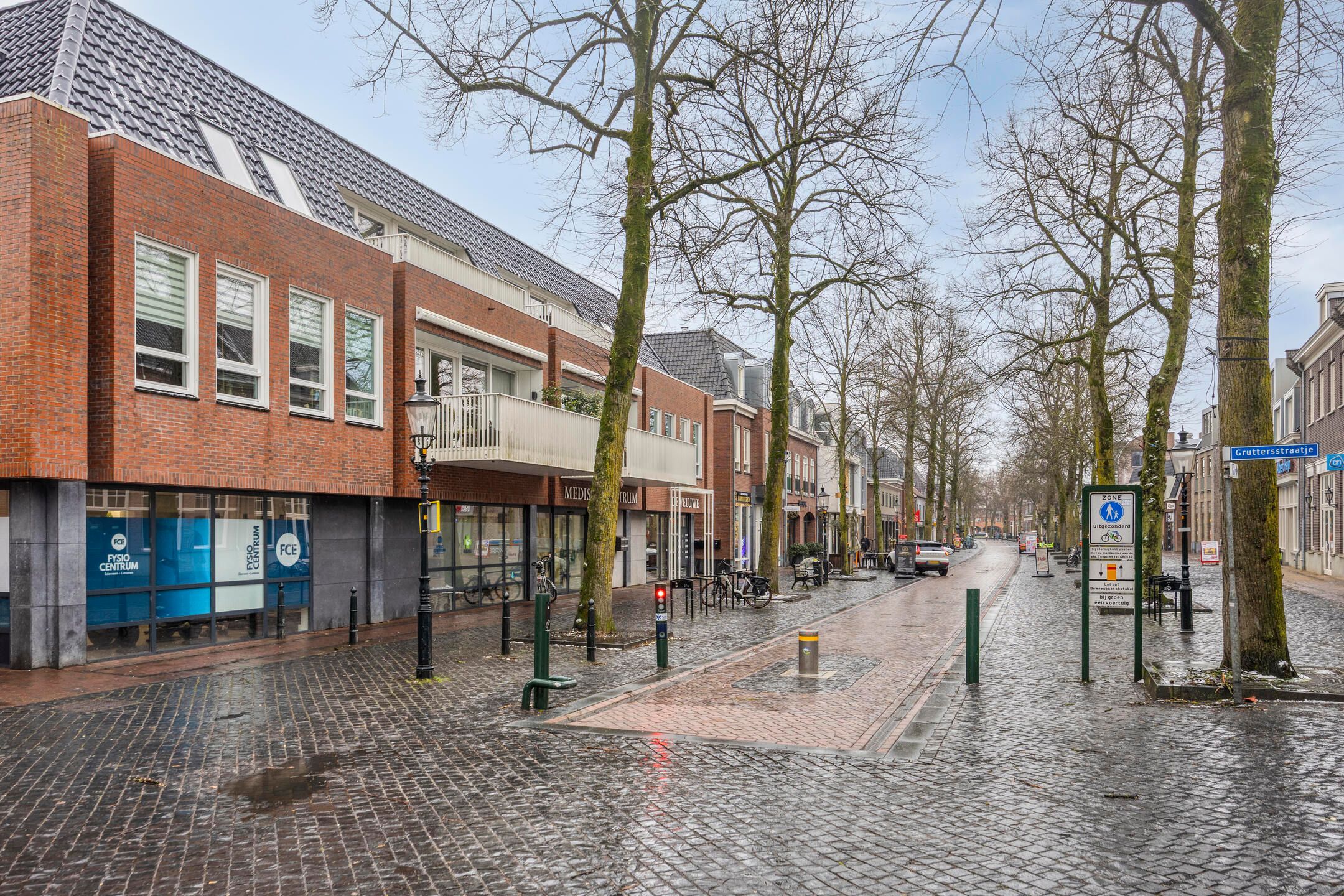 Photo 27 of Stationsstraat 13