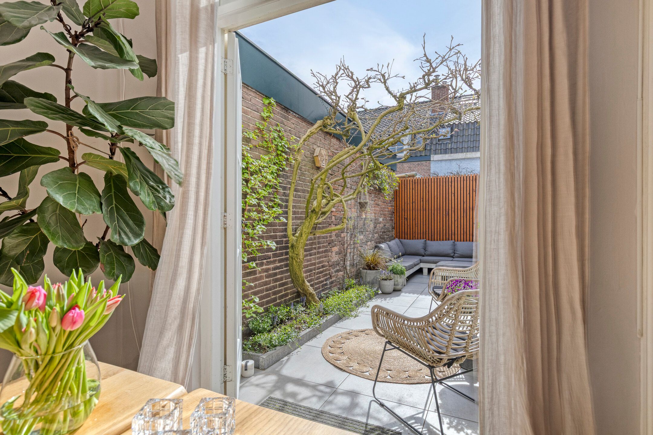 Charming Monumental Terraced Home with South-Facing Garden in Haarlem — 29