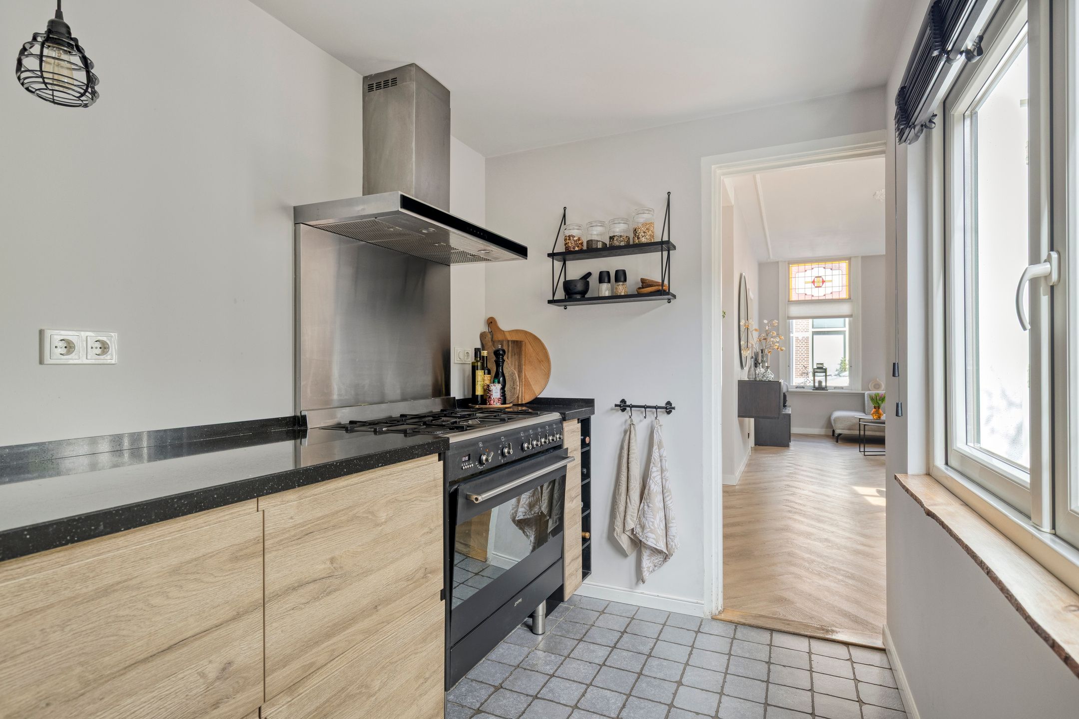 Charming Monumental Terraced Home with South-Facing Garden in Haarlem — 14
