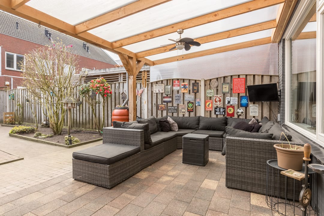 Foto 17 van Middenweg 2