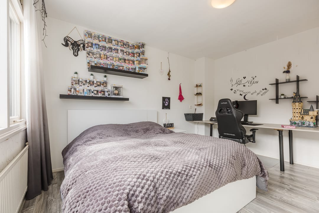 Foto 26 van Middenweg 2