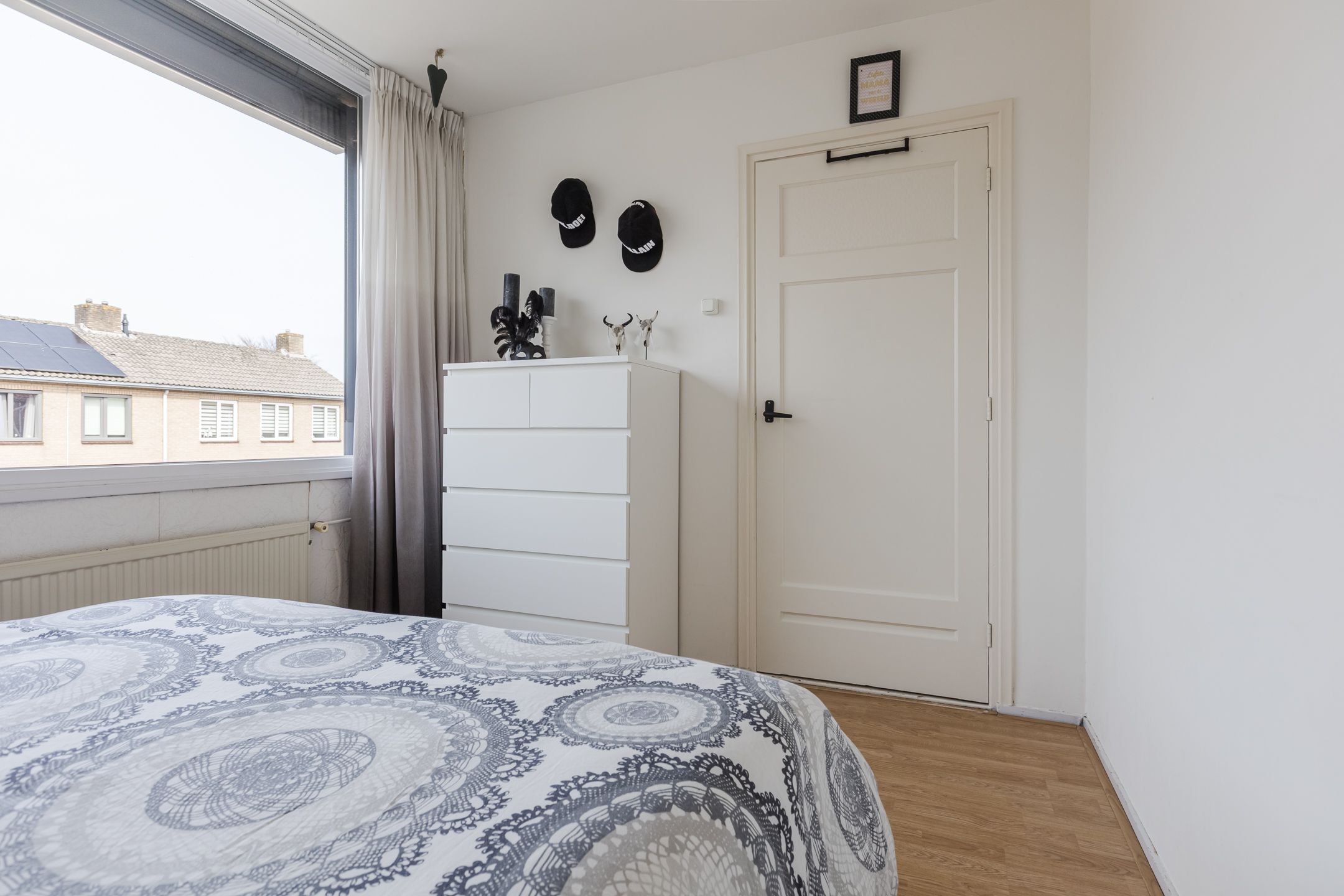 Foto 30 van Middenweg 2