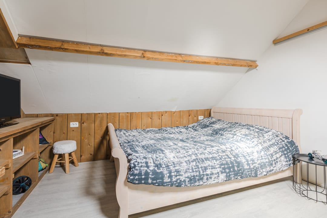 Foto 38 van Middenweg 2