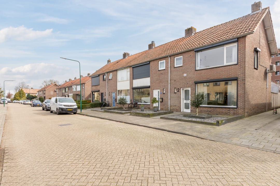 Foto 41 van Middenweg 2