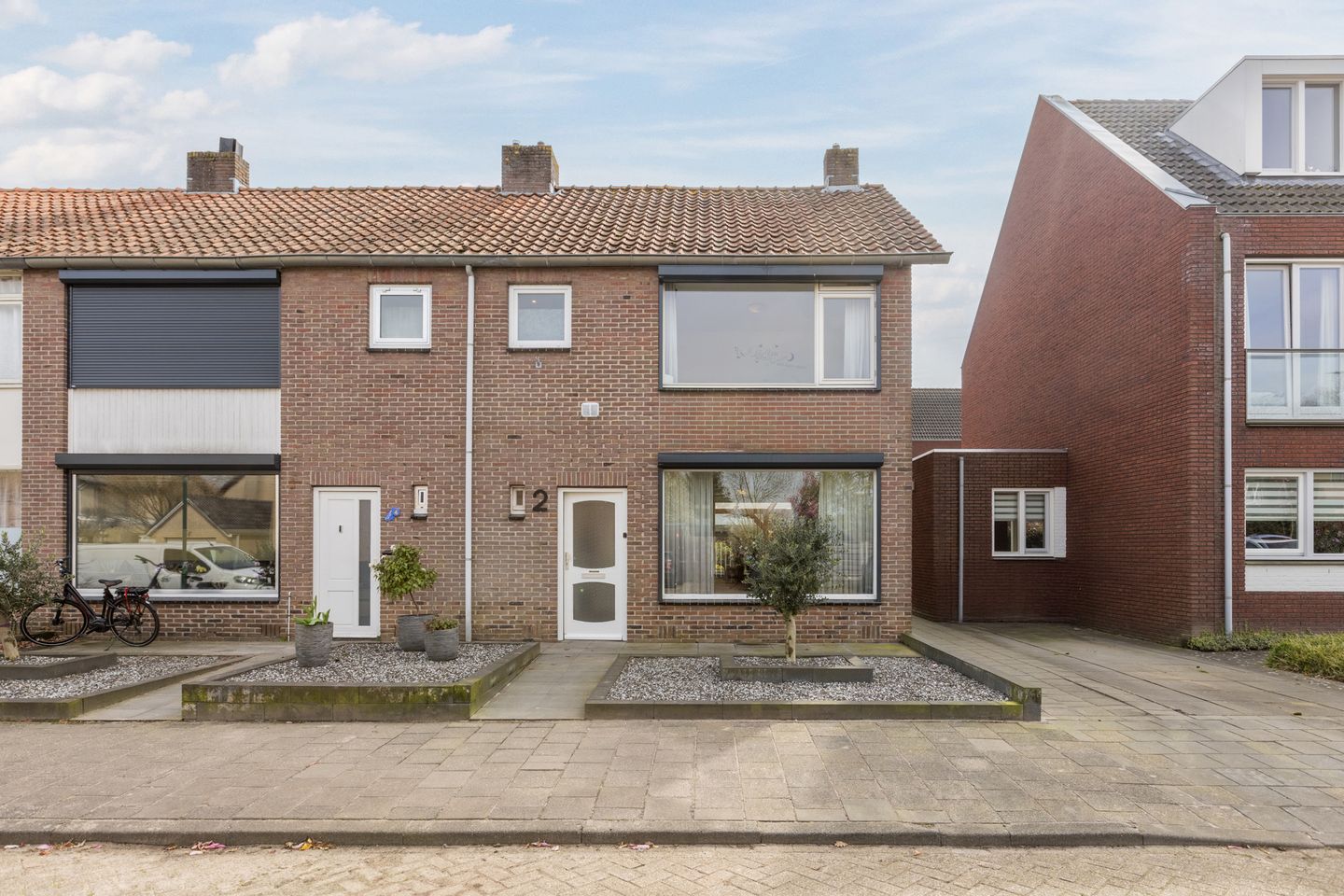 Foto 40 van Middenweg 2