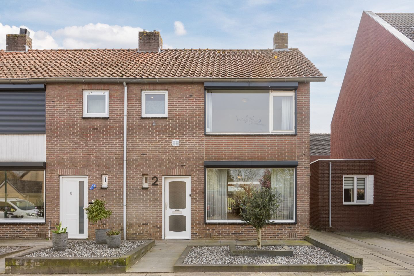 Foto 5 van Middenweg 2