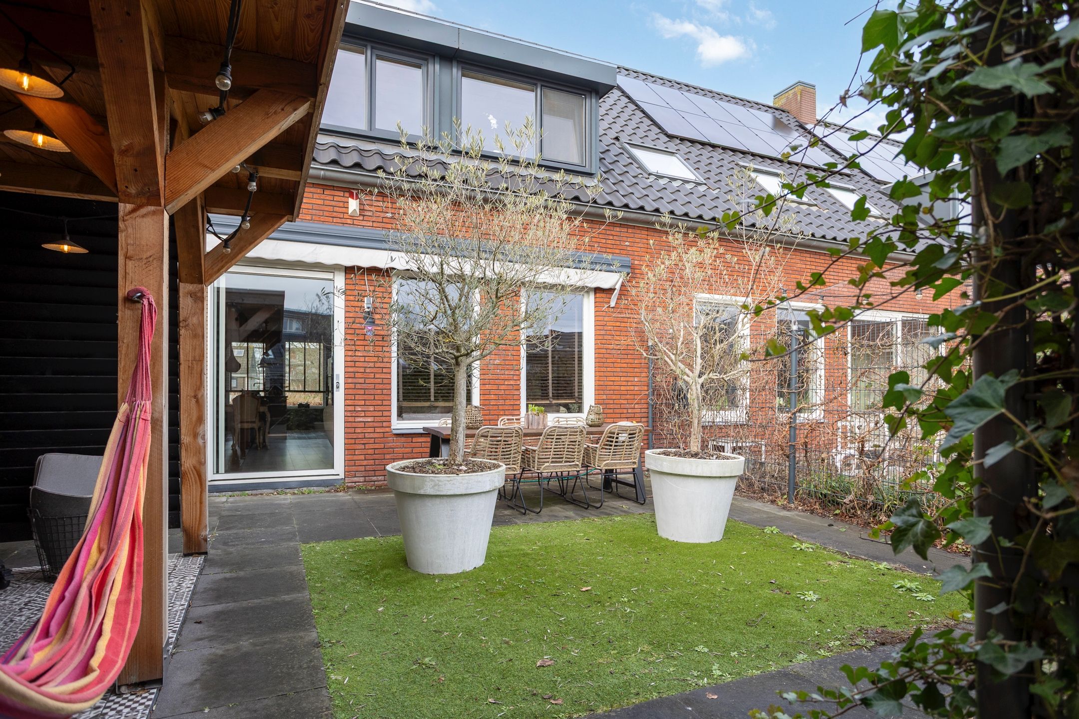 Spacious Family Home with Unobstructed Views in Nesselande — 37