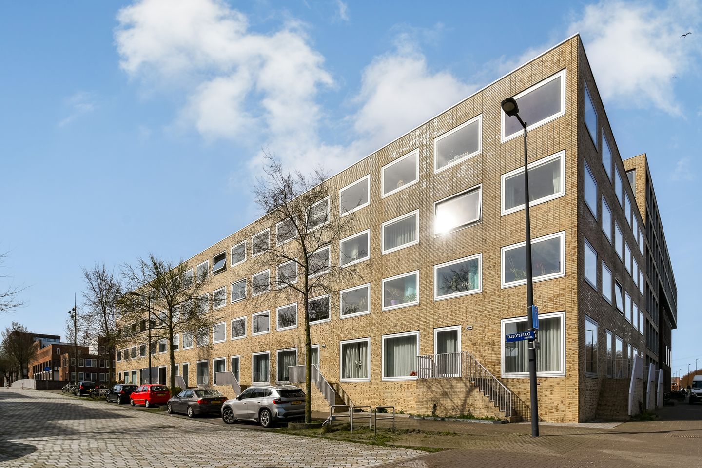 Photo 19 of Talbotstraat 221