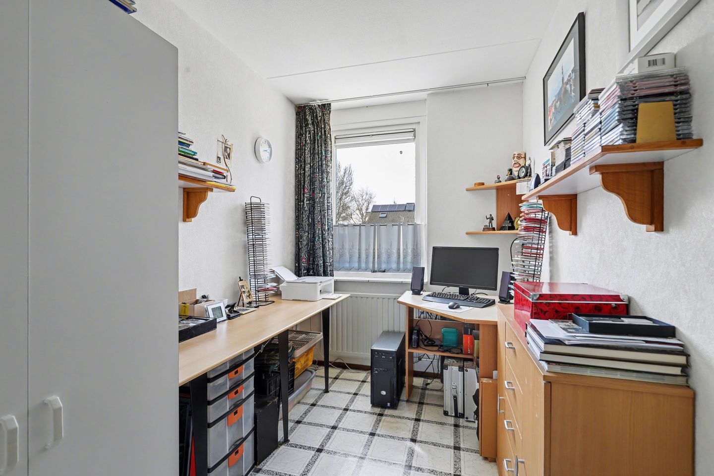 Photo 14 of Van der Veerlaan 5