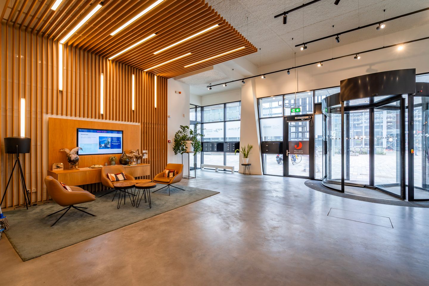 Bekijk foto 3 van Prins Alexanderplein 6-14