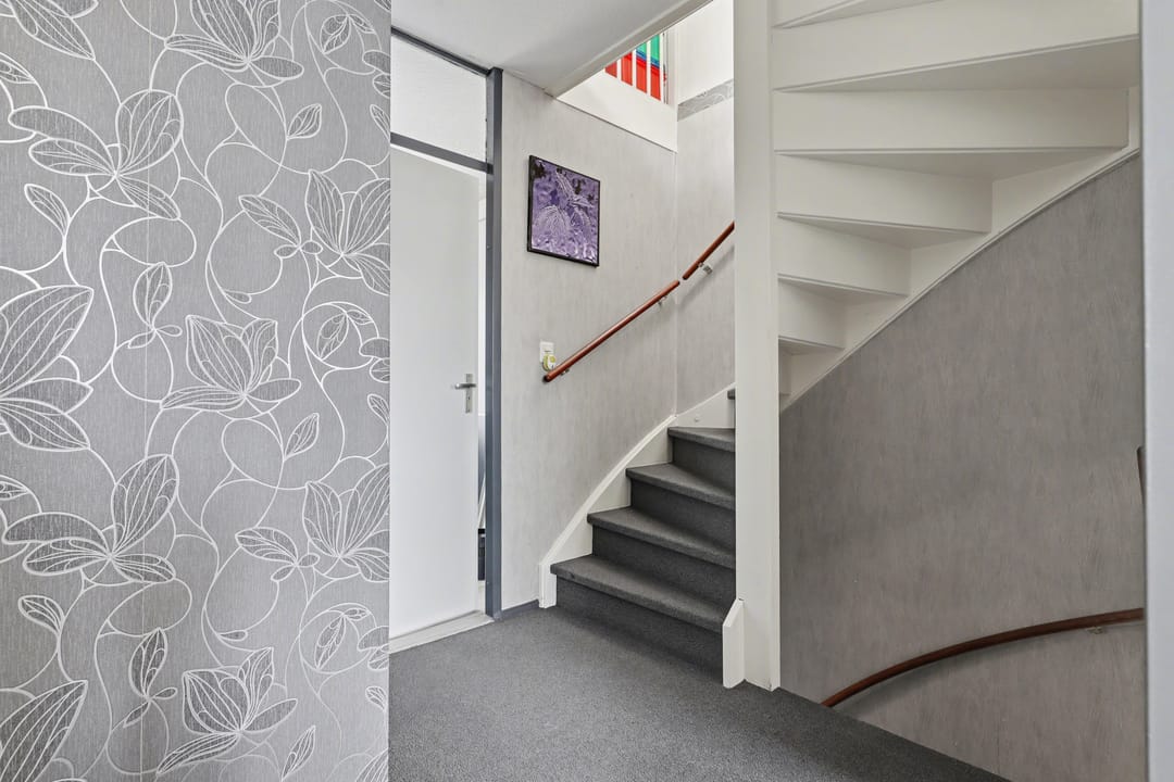 Photo 13 of Van der Veerlaan 5