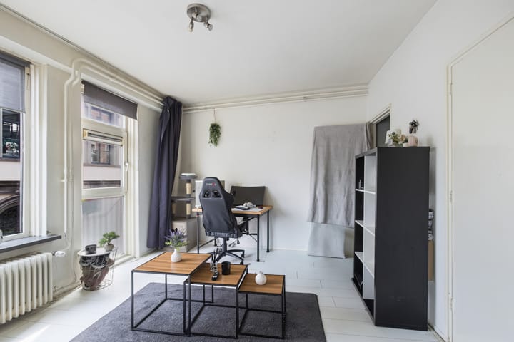 Photo 3 of Wijnstraat 169