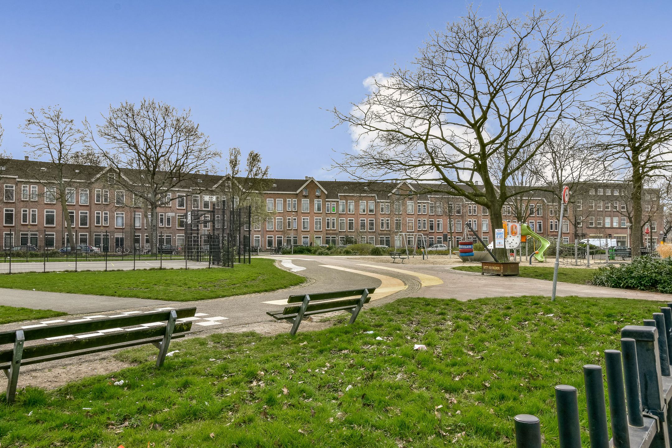 Foto 27 van Leeuwerikstraat 12-B