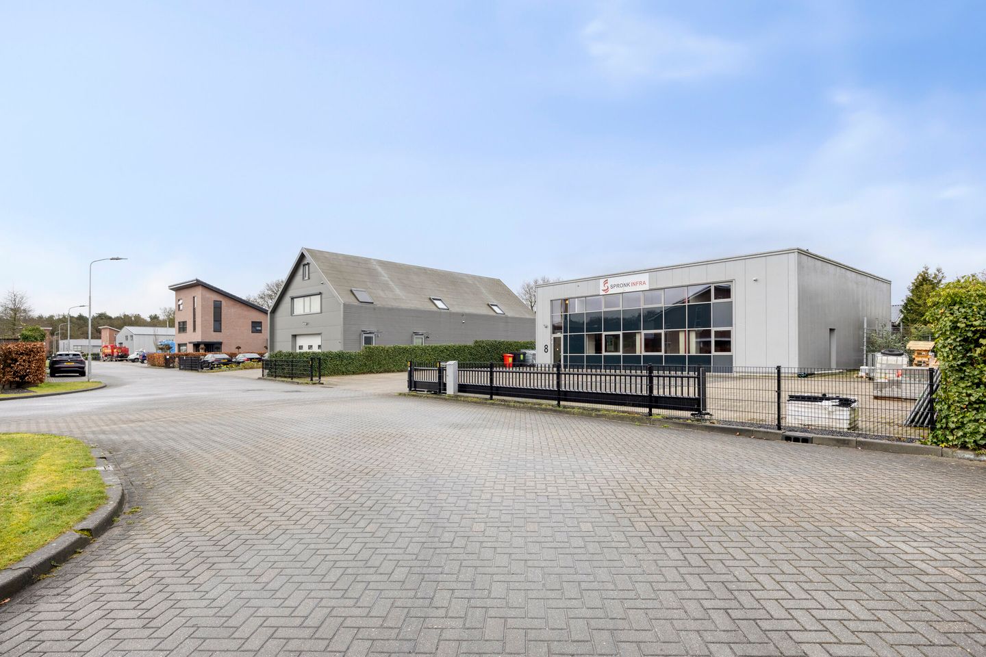 View photo 3 of Broekerenk 8