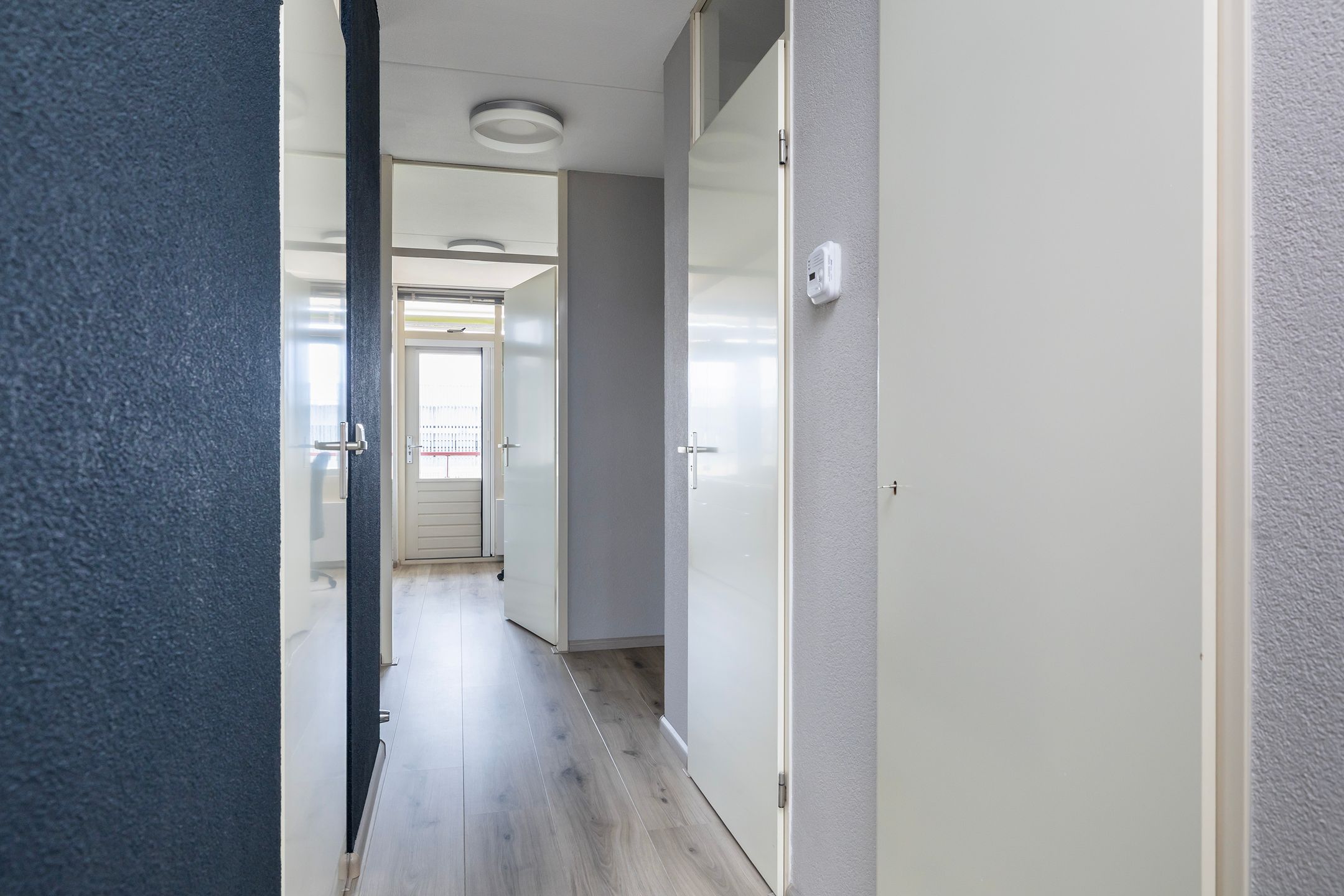 Modernized 3-room apartment with 2 balconies in the heart of Zeist — 28