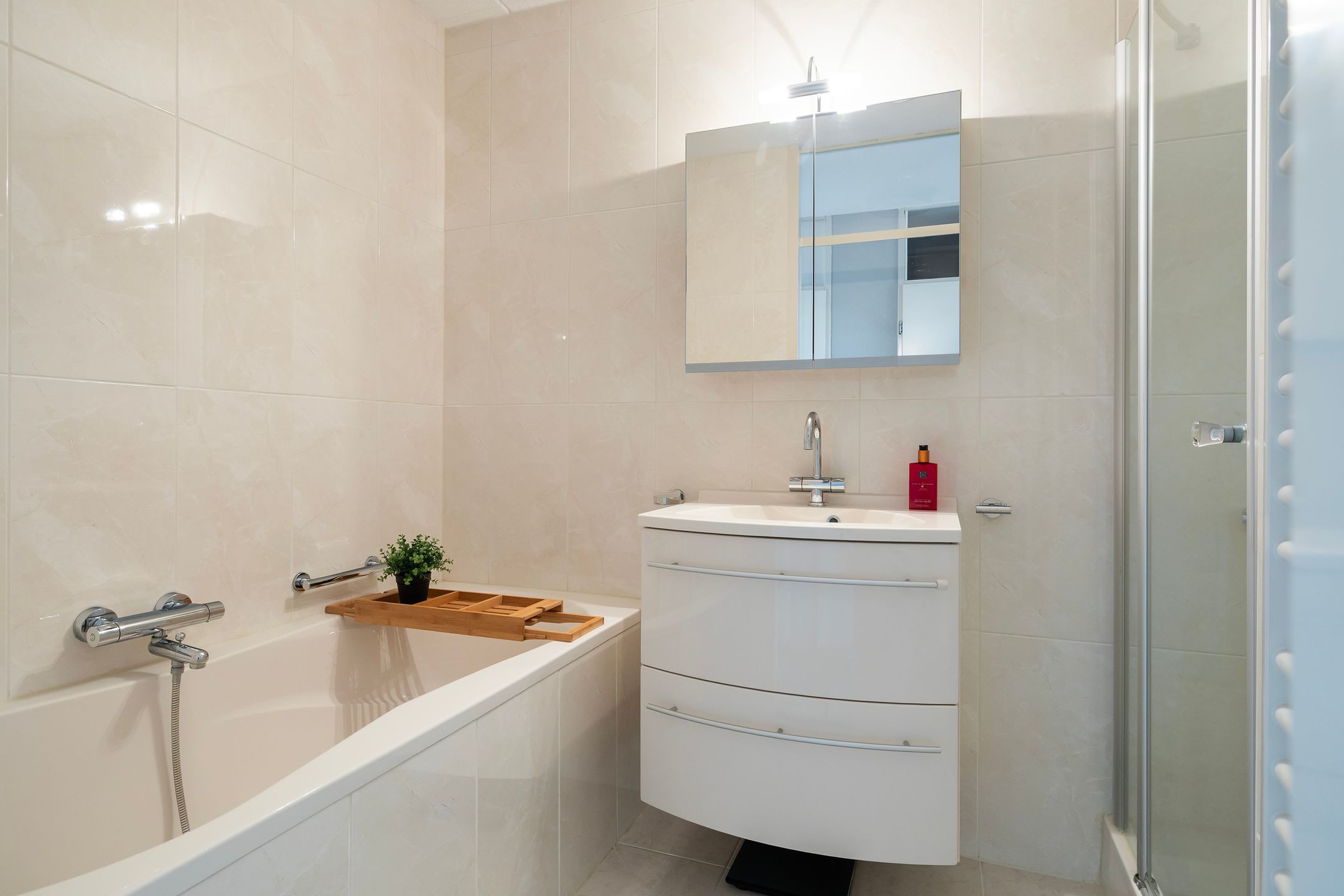 Modernized 3-room apartment with 2 balconies in the heart of Zeist — 25