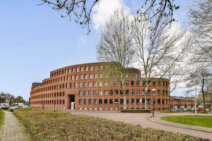 Photo 2 of P. Hans Frankfurthersingel 98