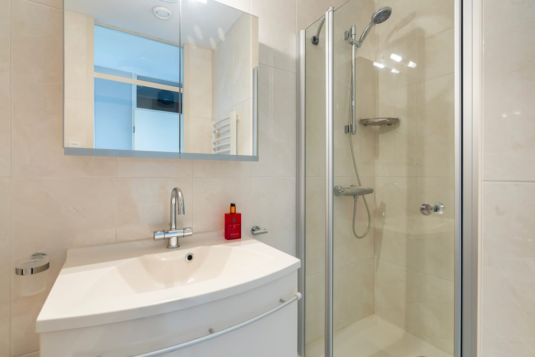 Modernized 3-room apartment with 2 balconies in the heart of Zeist — 26